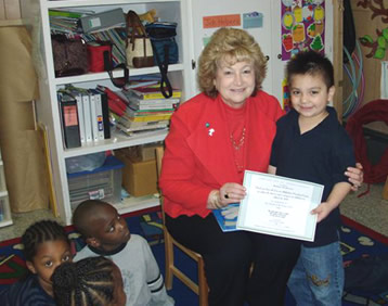 Freeholder McMorrow reads to preschoolers