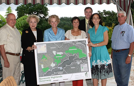 Image of Freeholder Director Lillian Burry with Middletown family who dedicated their farm to farmland preservation